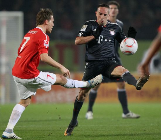 与欧洲主流 与欧洲主流